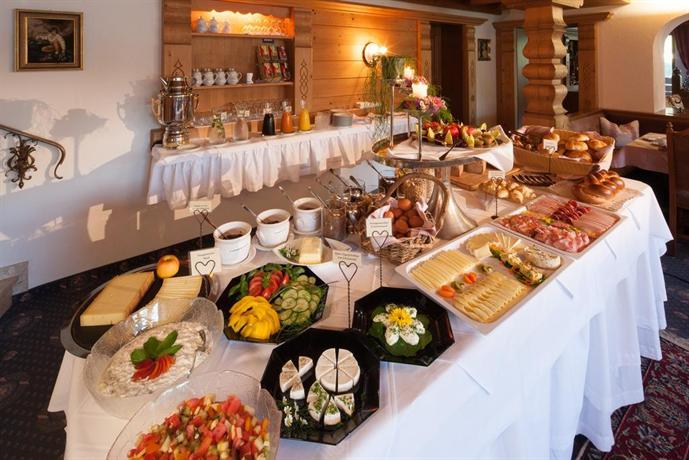 Elisabeth Hotel Schoppernau - Compare Deals
