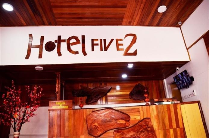 호텔 파이브 2, Hotel Five 2