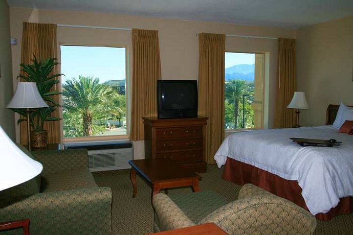 Hampton Inn Suites Palm Desert Compare Deals
