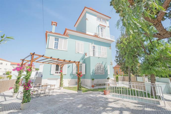 Blue Boutique Hostel & Suites
