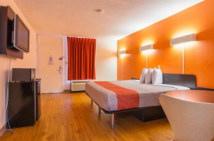 Motel 6 Newnan Ga Compare Deals