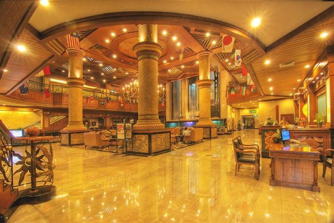 Planet Holiday Hotel, Batu Ampar - Compare Deals