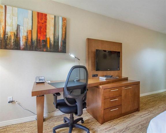 Hotel Comfort Inn Mont Laurier Hotel Comfort Inn Mont Laurier