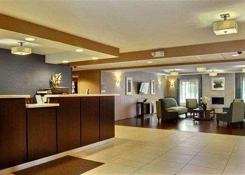 Holiday Inn Express & Suites Albany Airport - Wolf Road