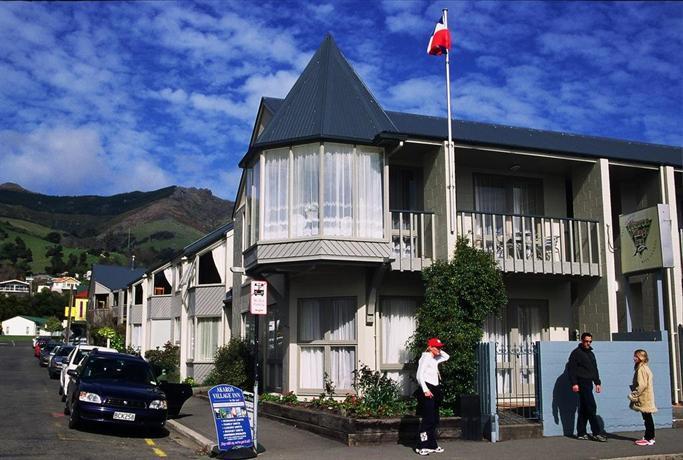 Akaroa Village Inn Compare Deals