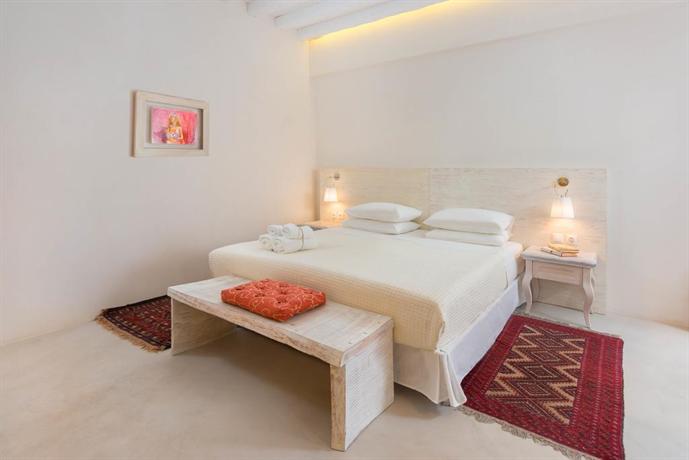 F Charm all Suites - Adults Only