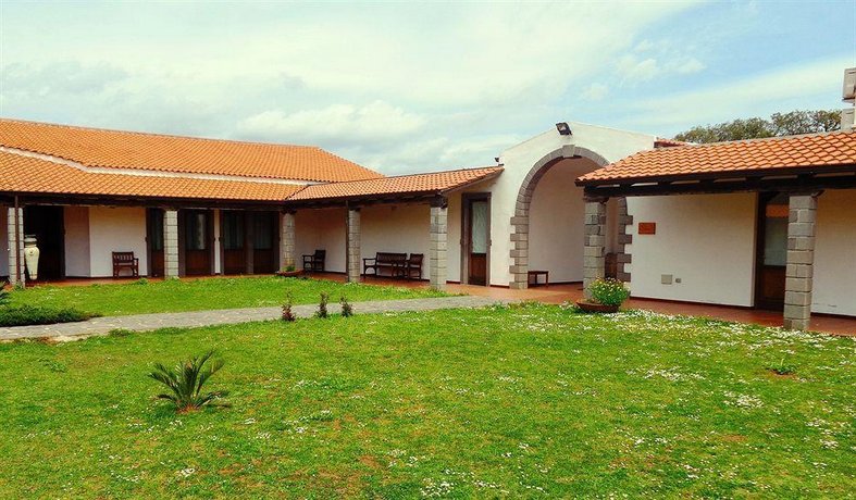 Hotel Su Baione Abbasanta Compare Deals - 