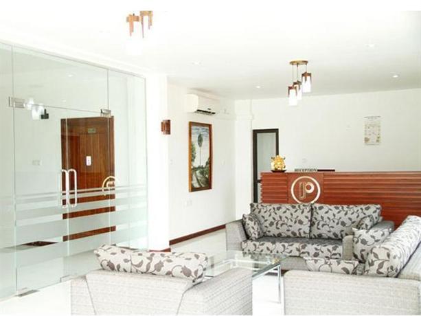 Pj hotel deals
