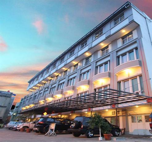 Hotel Classie, Palembang - Compare Deals