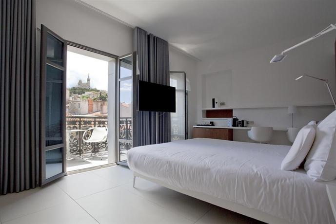 Hotel C2