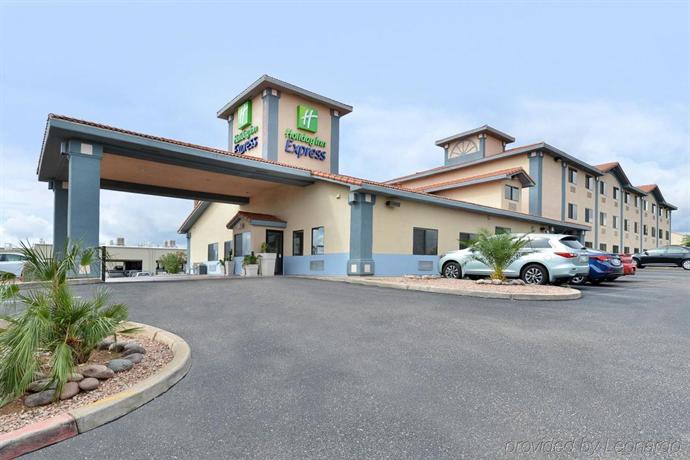 Holiday Inn Express Green Valley