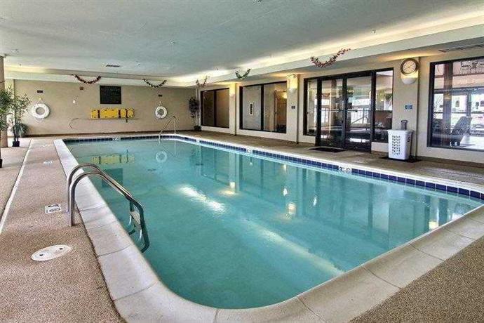 Best Western Inn Suites Merrillville Compare Deals - 