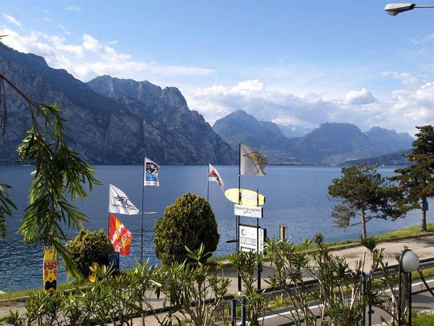 Hotel Sole Malcesine Compare Deals - 