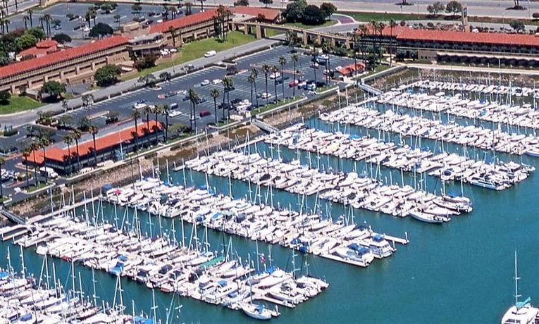 Four Points By Sheraton Ventura Harbor Resort Compare Deals - 