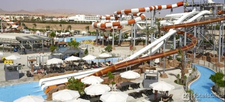 Coral sea waterworld deals