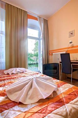 Hotel Pension Am Savignyplatz Berlin