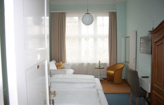 Thb Hotel Fresena Im Dammtorpalais In Hamburg