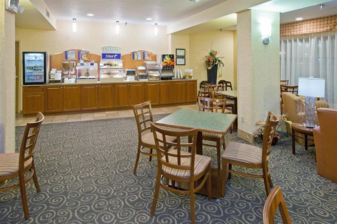 Holiday Inn Express Hotel & Suites Valparaiso (Indiana)