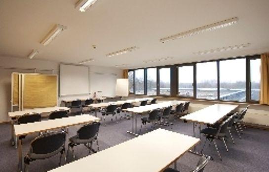 Akademie des Sports, Hannover - Compare Deals Akademie des Sports, Hannover - Compare Deals