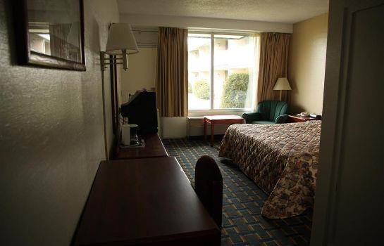 New Stanton Garden Inn Compare Deals
