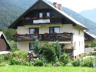 Apartments and Rooms Milena