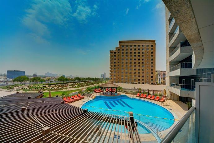 Copthorne Hotel Dubai - Compare Deals