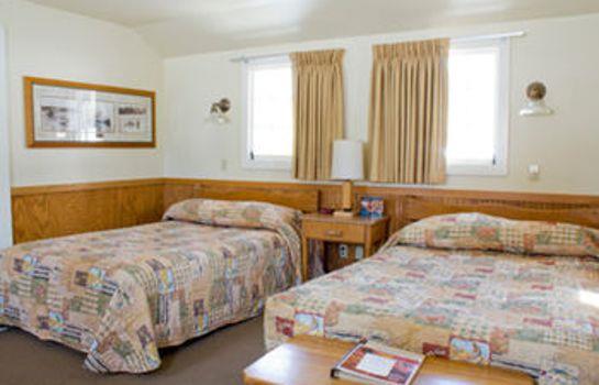 Lake Yellowstone Hotel Cabins Inside The Park Wyoming