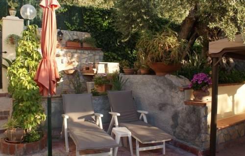 Villa Iris Bed & Breakfast Giardini Naxos