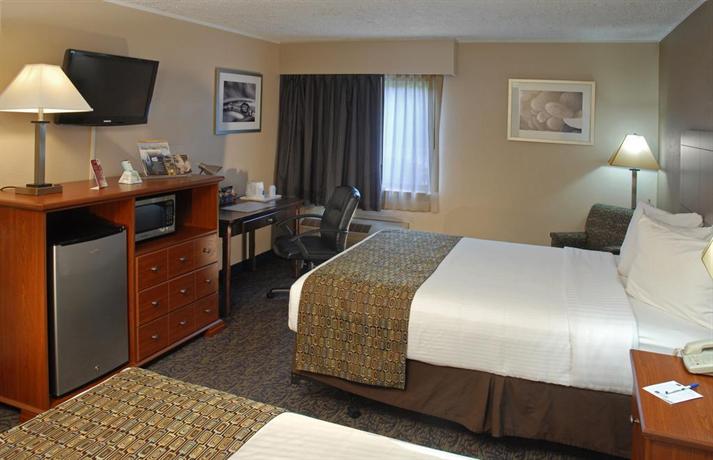Quality Inn Austintown Youngstown West Compare Deals
