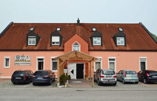 Hotel Garni Haus Zum Gutenberg Hallbergmoos Compare Deals