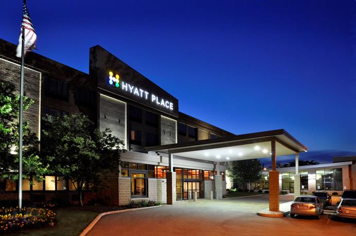 Hyatt Place Hotel West Milwaukee