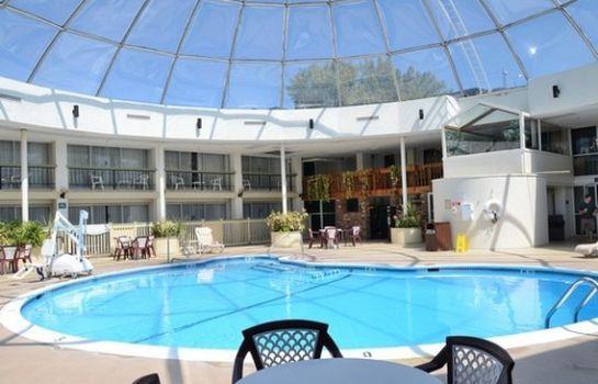 Find Hotel In Thornes Marketplace Deals And S Clarion Hotel Conference Center