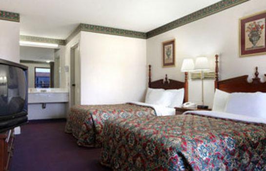 Days Inn By Wyndham Dillon Compare Deals