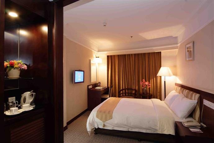 Grand Dragon Hotel