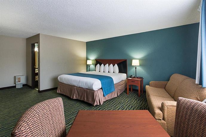 Quality Inn Leesburg Chain Of Lakes Compare Deals