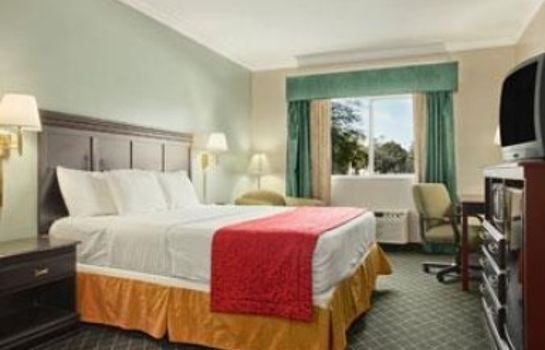Quality Inn Gulf Shores Compare Deals