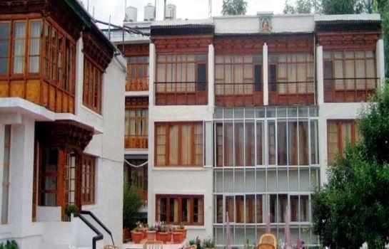 Omasila Hotel