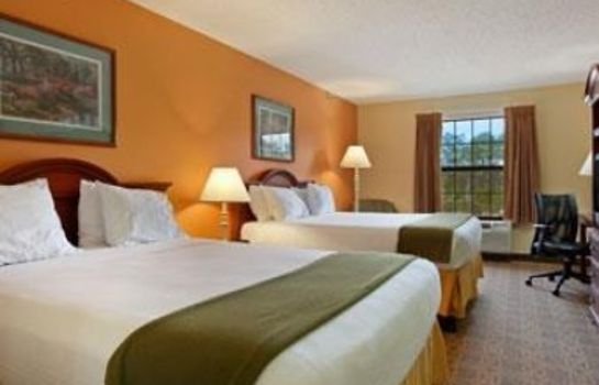 Holiday Inn Express Shallotte