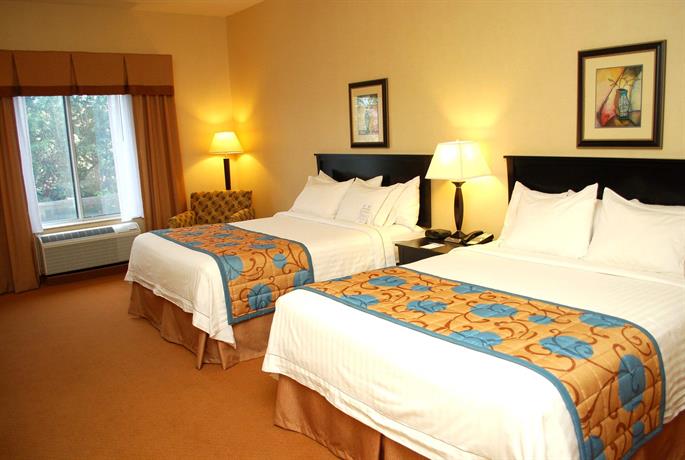 Fairfield Inn & Suites Kelowna