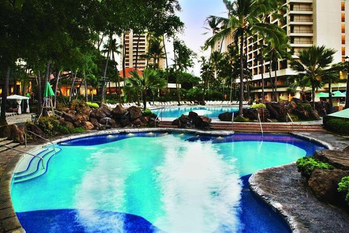 힐튼 그랜드 베케이션 스위트 앳 힐튼 하와이안 빌리지, Hilton Grand Vacations Club at Hilton Hawaiian Village