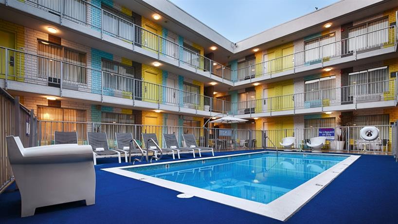 Best Western Plus Hollywood Hills Hotel Los Angeles Compare Deals About Best Western Plus Hollywood Hills Hotel