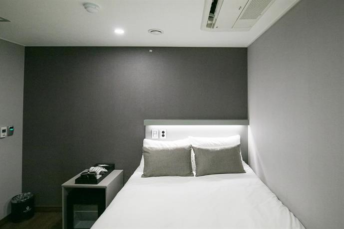 Philstay Myeongdong Station Seoul Compare Deals - 