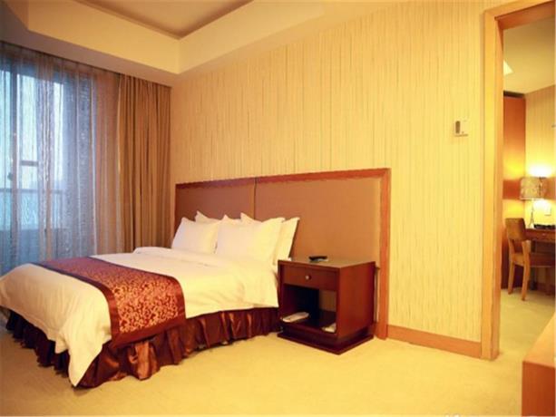Vienna Hotel Shanghai Pudong Lujiazui Jinqiao Compare Deals - 