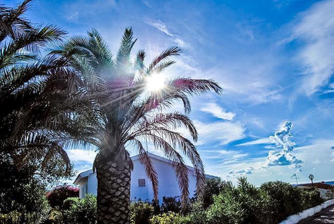 La Plage Noire Resort Sorso Compare Deals