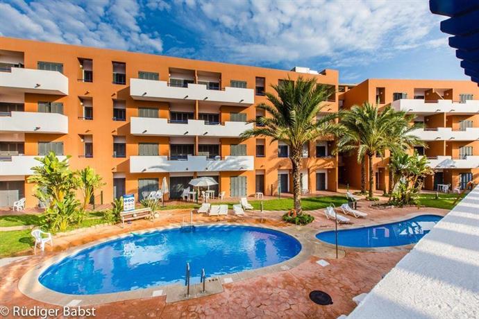 Promo 80 Off Apartamentos Turisticos Parque Tropical Vera - 