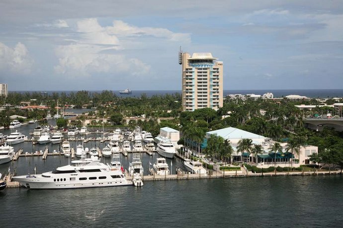 Pier 66 Resort & Marina, Fort Lauderdale - Compare Deals