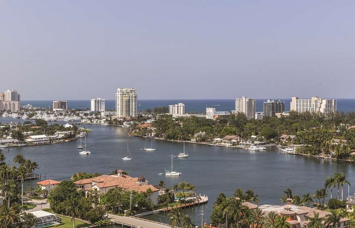 Pier 66 Resort & Marina, Fort Lauderdale - Compare Deals