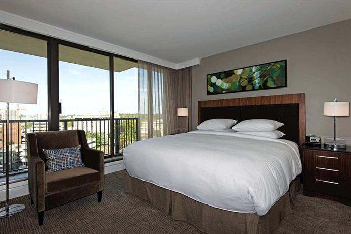 Doubletree By Hilton Hotel Victoria Room Service Doubletree By Hilton Hotel Victoria Room Service