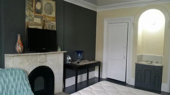 Homestay in Fort Greene near Lafayette Avenue Subway Station