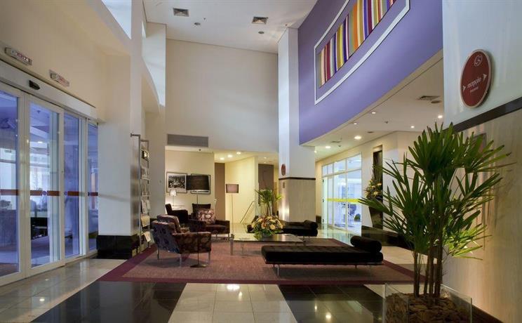 Comfort Suites Alphaville Barueri Compare Deals
